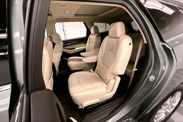 Used 2023 Buick Enclave Essence w/ Experience Buick Package AWD/4WD image 25