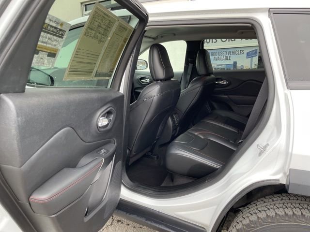 Used 2022 Jeep Cherokee Trailhawk image 27