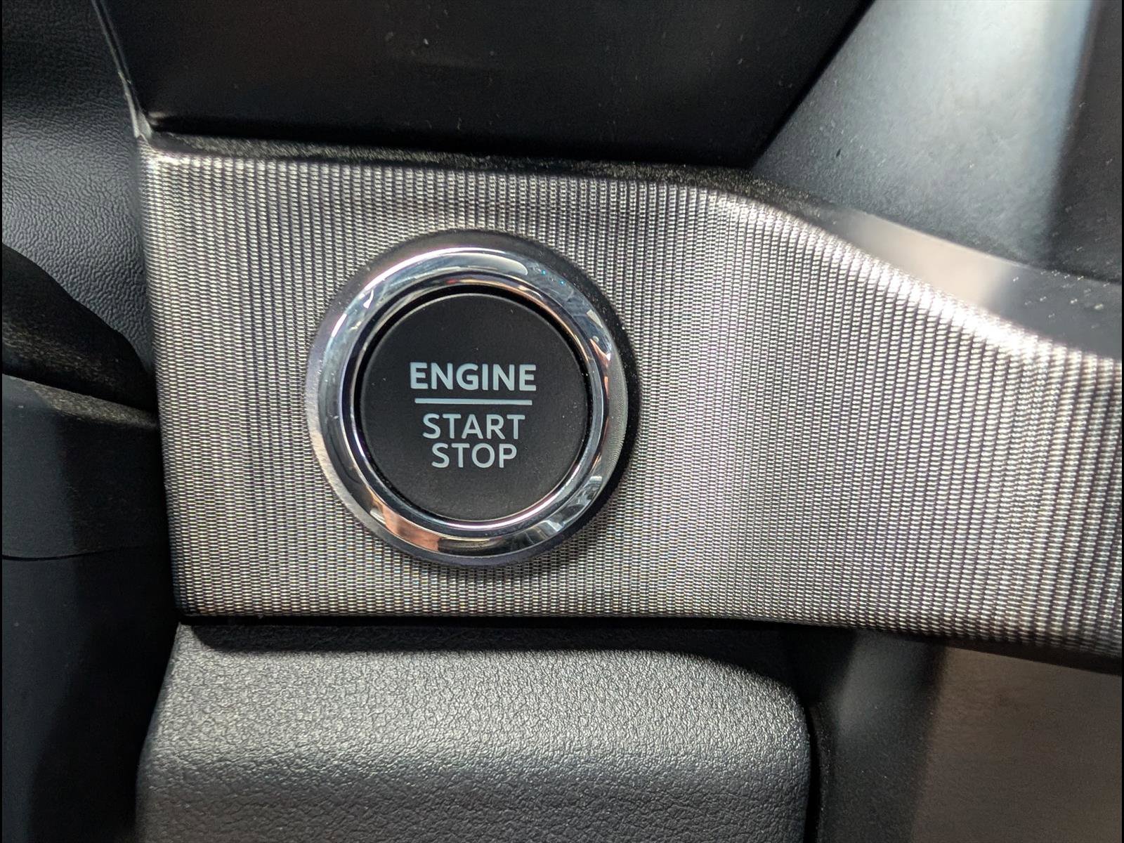 Used 2024 Ford F350 Platinum w/ Tremor Off-Road Package image 17