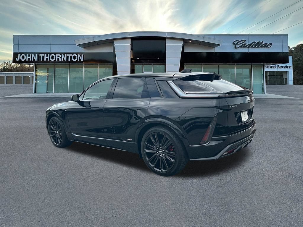 New 2026 Cadillac Lyriq V w/ LPO, Floor Liner Package AWD/4WD image 7