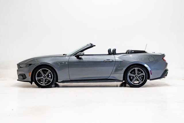 Used 2025 Ford Mustang Premium image 23