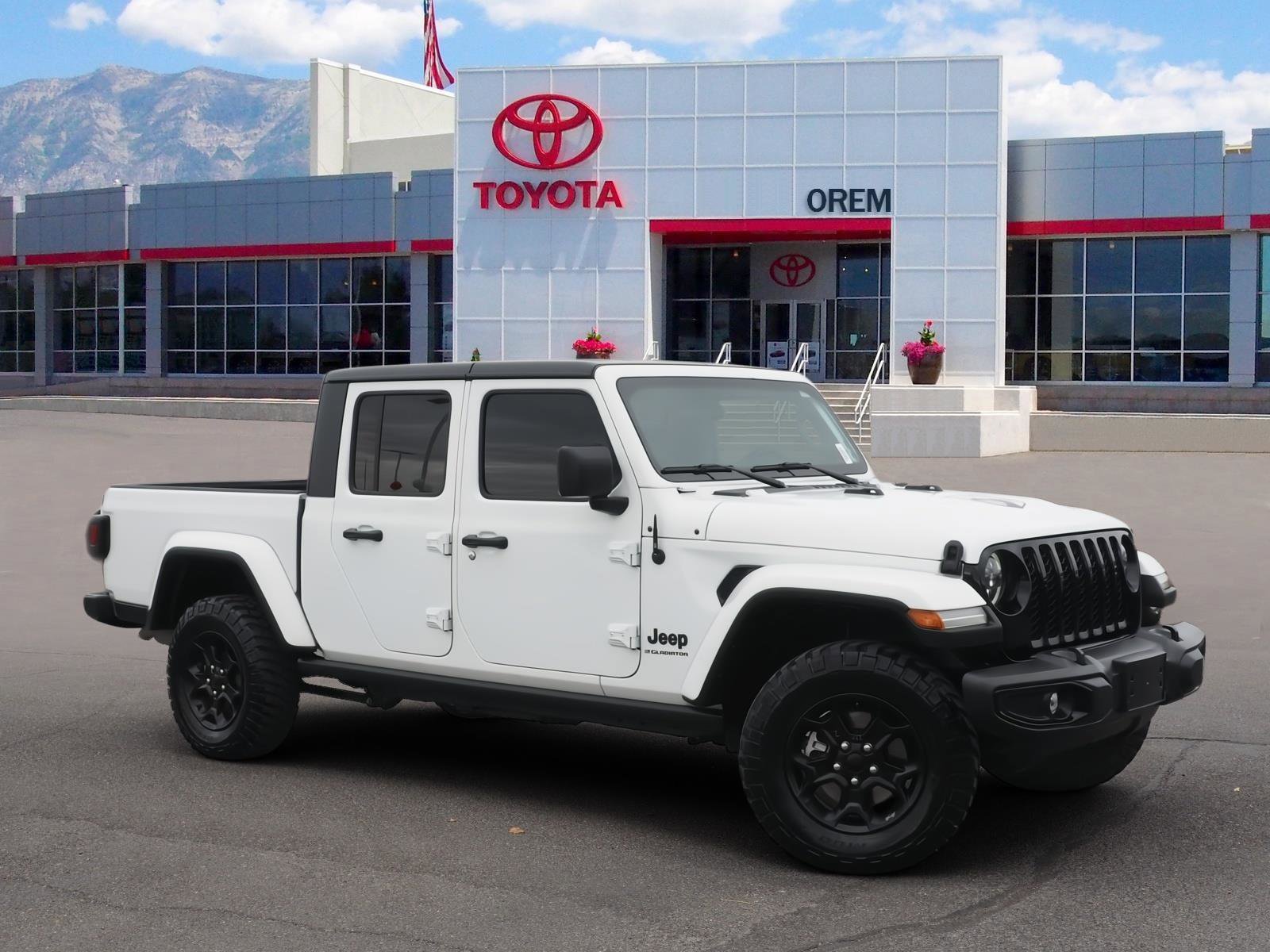 Used 2023 Jeep Gladiator Willys