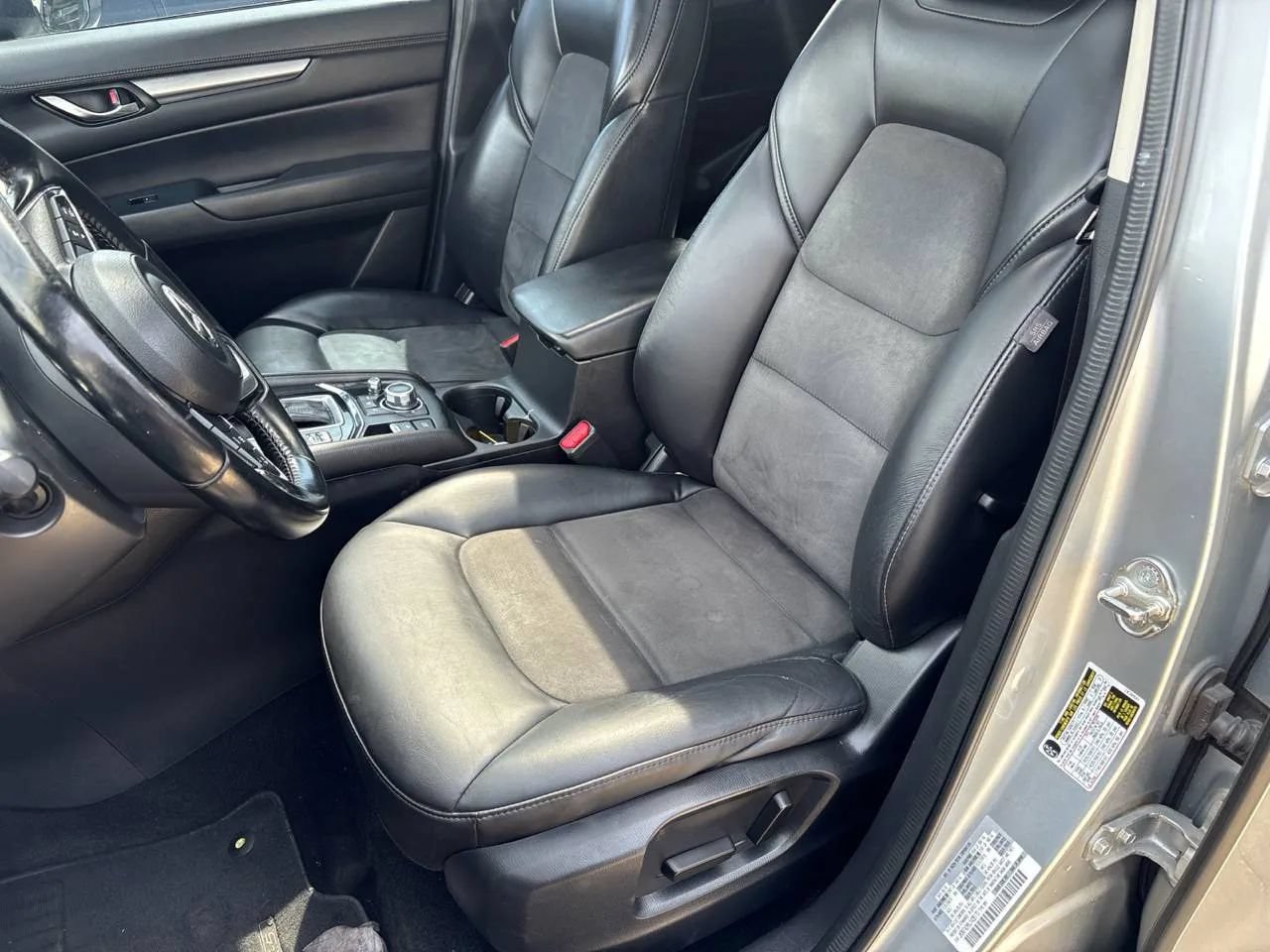 Used 2018 MAZDA CX-5 Touring w/ Preferred Equipment Package FWD image 14