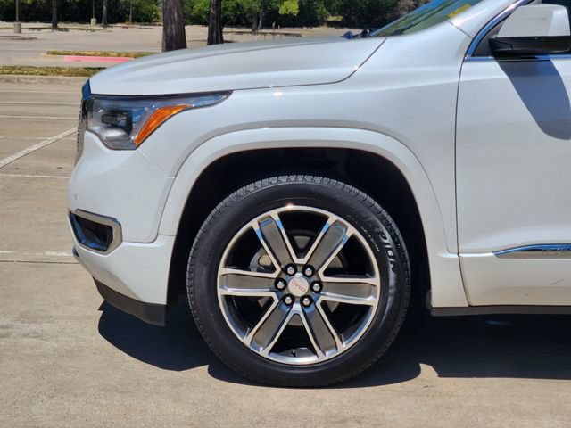 Used 2019 GMC Acadia Denali w/ Technology Package FWD image 8