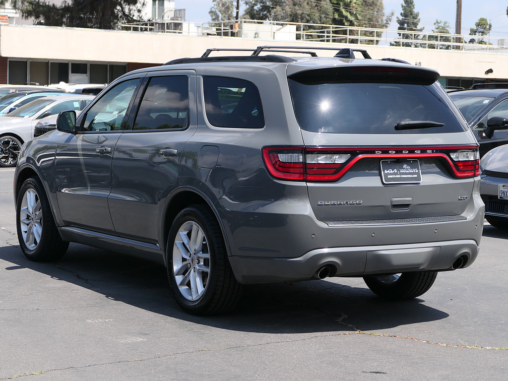 Used 2024 Dodge Durango GT RWD image 6