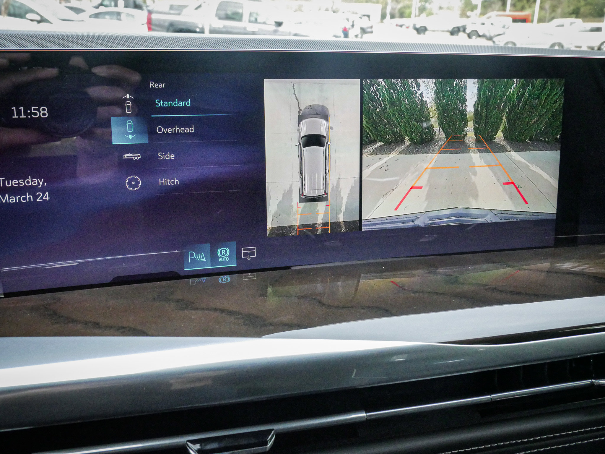 Used 2026 Cadillac Escalade Platinum Sport w/ LPO, Floor Liner Package image 25