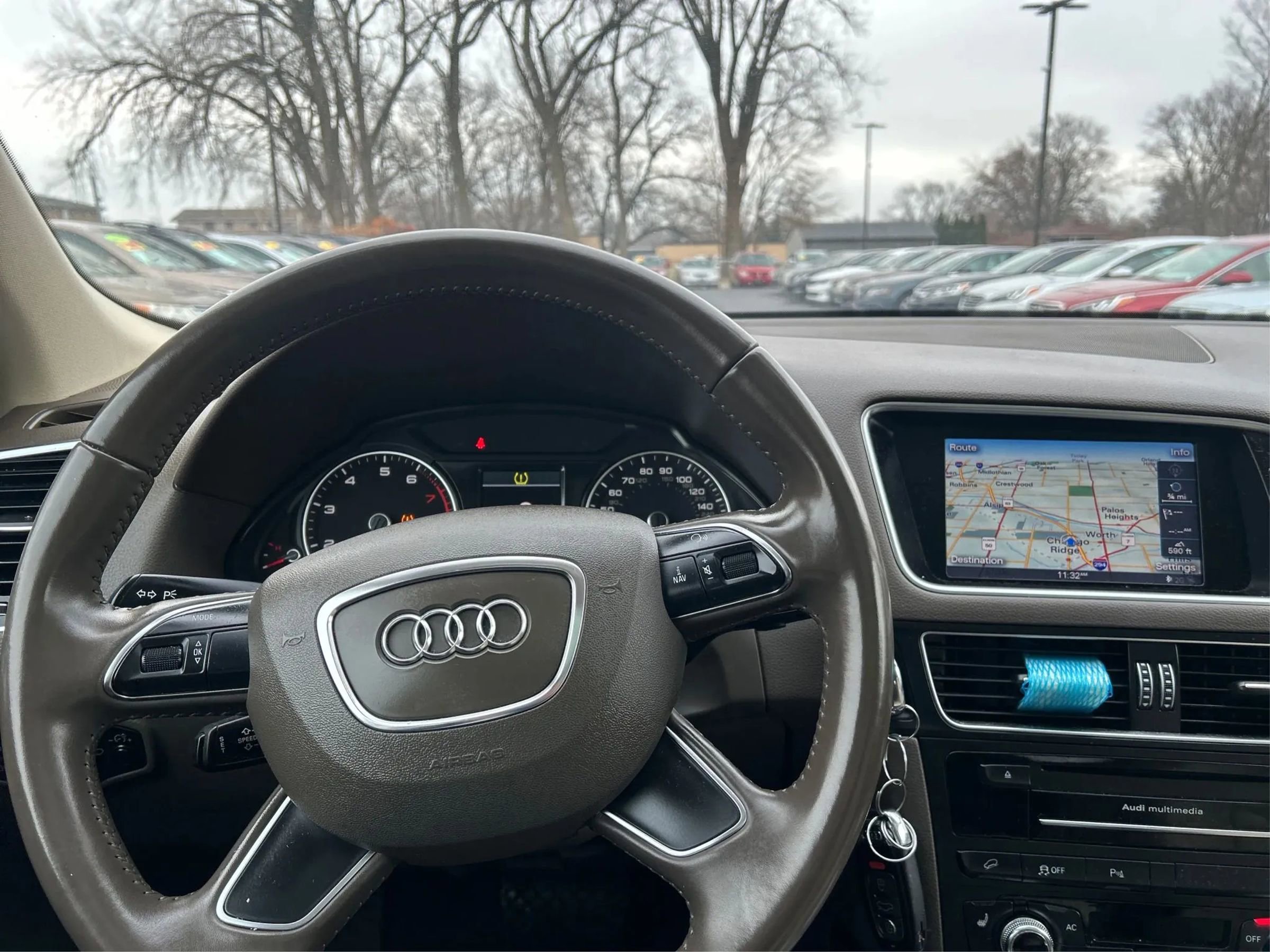 Used 2013 Audi Q5 2.0T Premium Plus w/ Premium Plus Pkg image 16