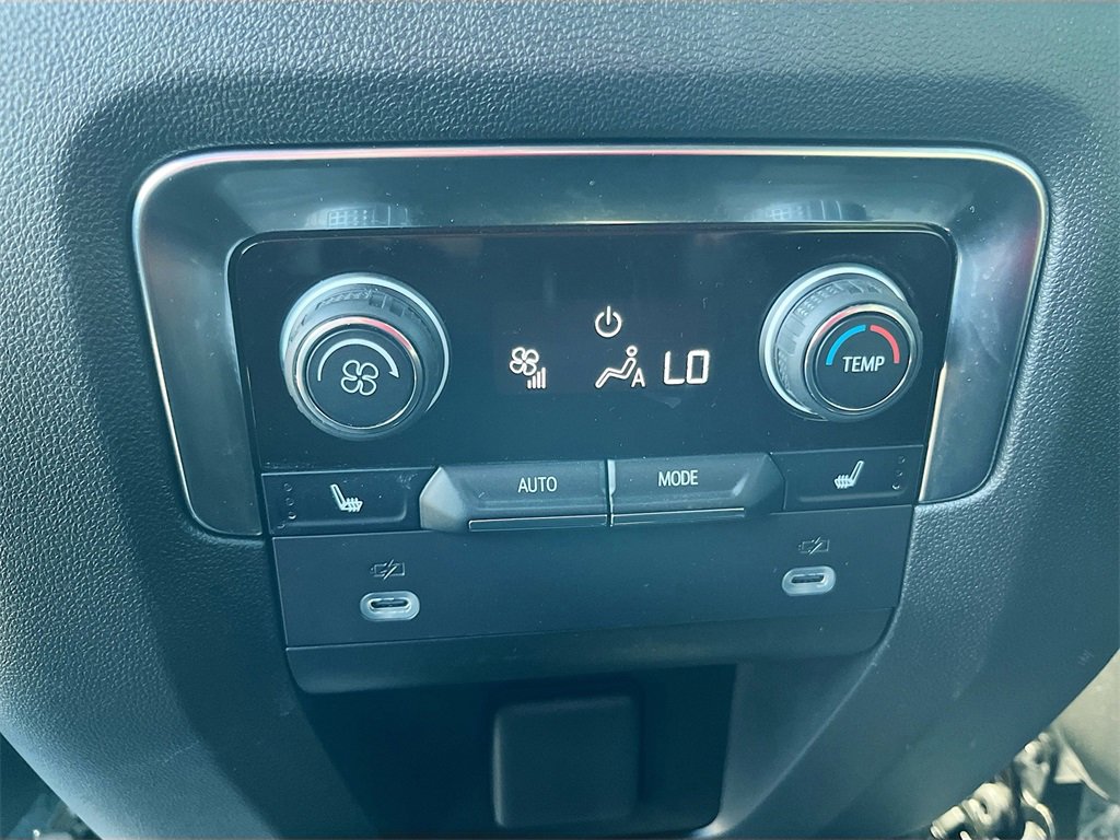 Used 2024 Chevrolet Tahoe High Country image 27