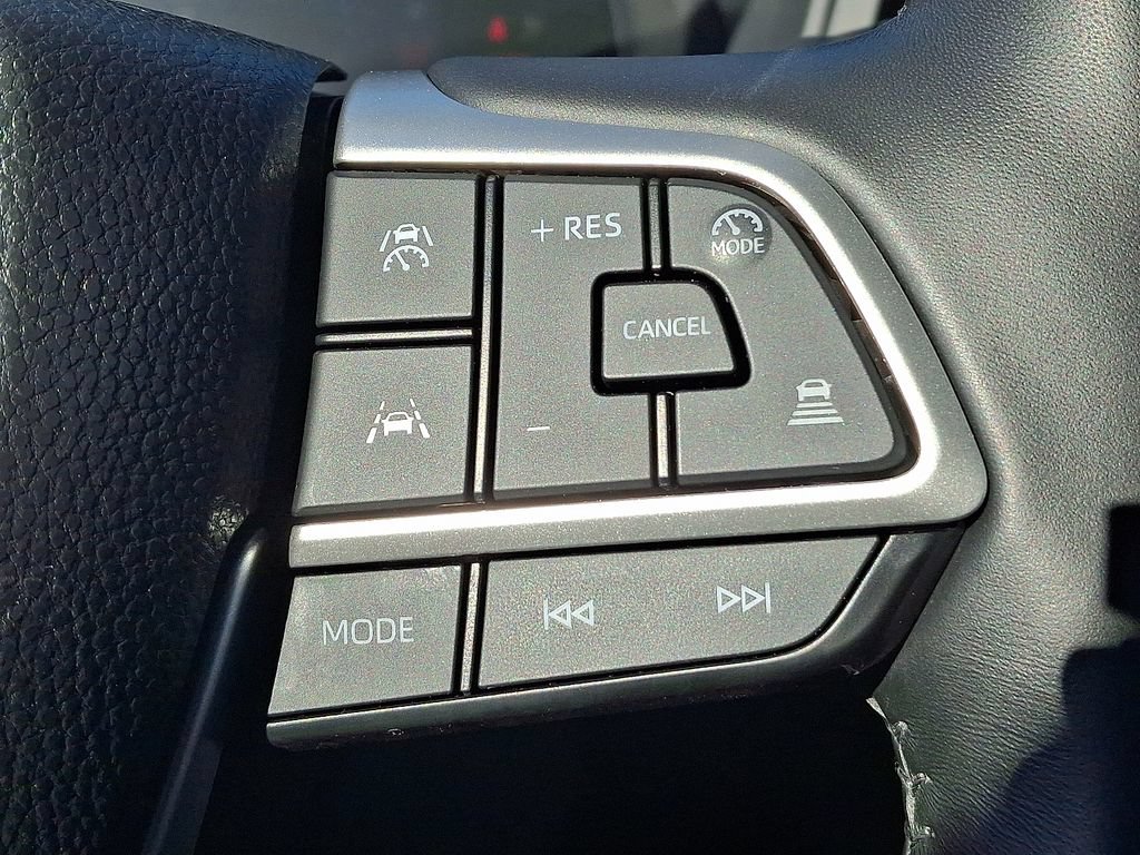 Certified 2024 Toyota Grand Highlander AWD image 22