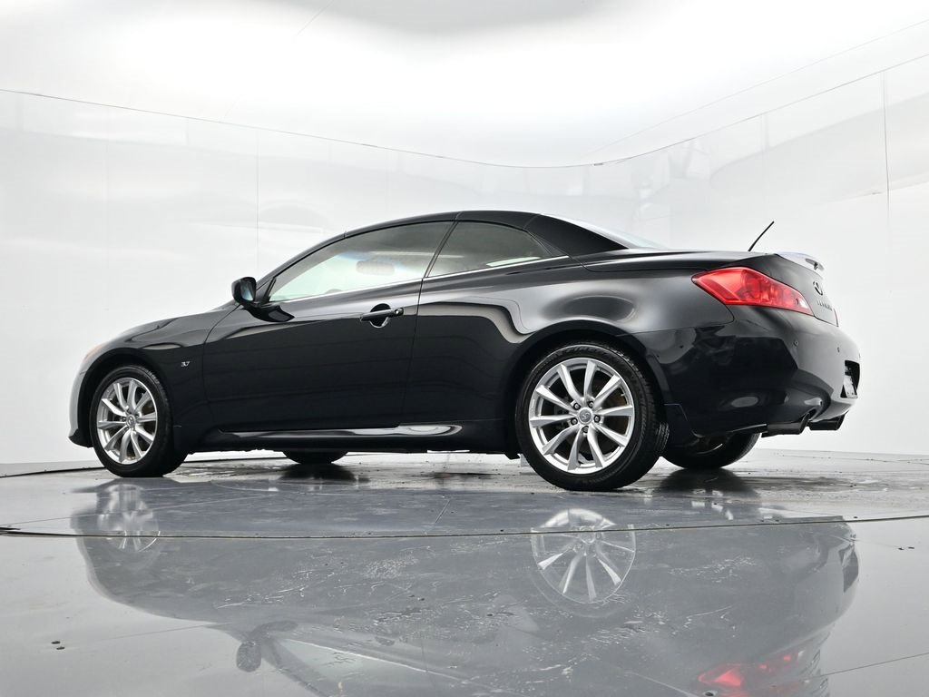 Used 2014 INFINITI Q60 Convertible w/ Premium Package image 41