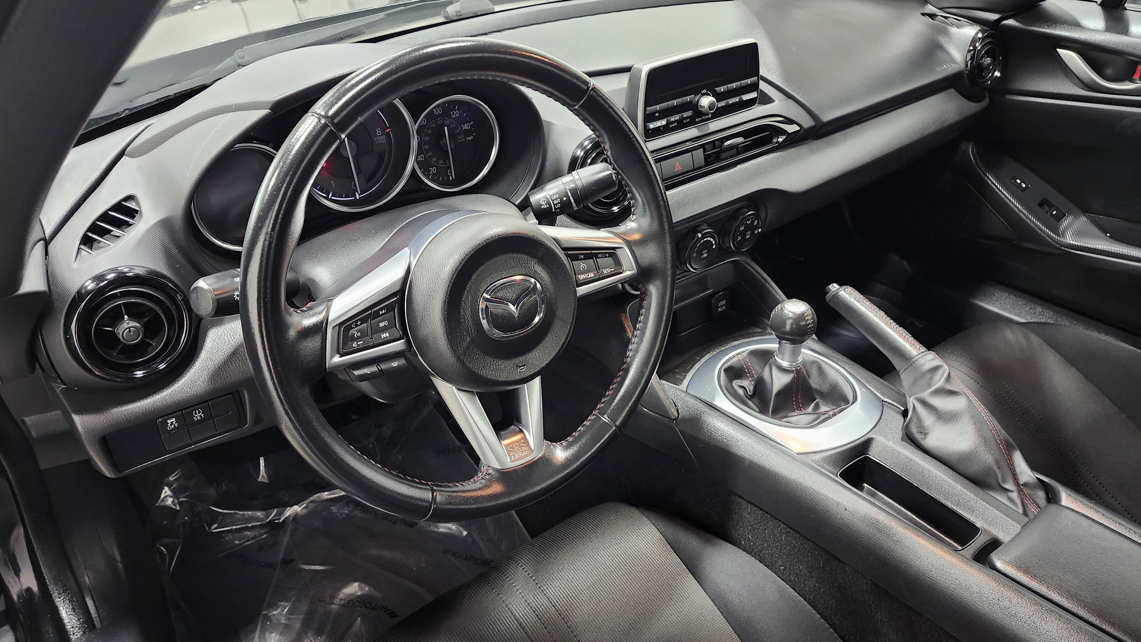 Used 2016 MAZDA MX-5 Miata Sport image 24