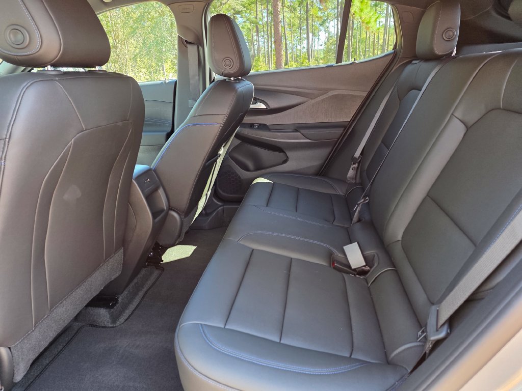 Used 2026 Buick Envista Sport Touring w/ Convenience I Package FWD image 15