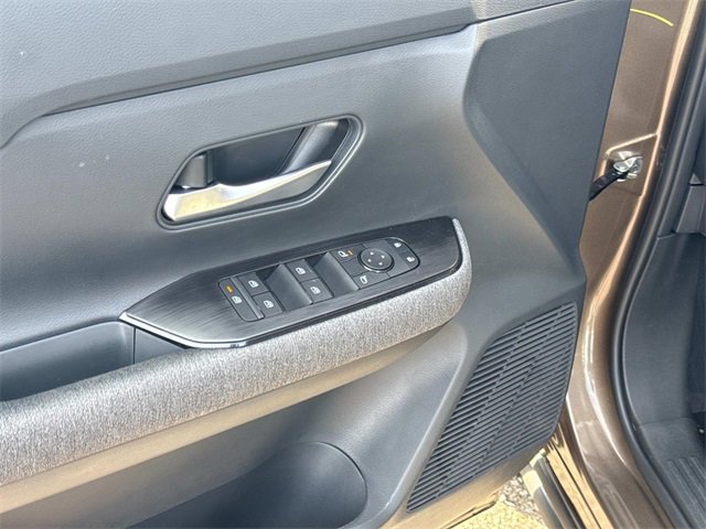 New 2026 Nissan Kicks SV w/ SV Premium Package image 21