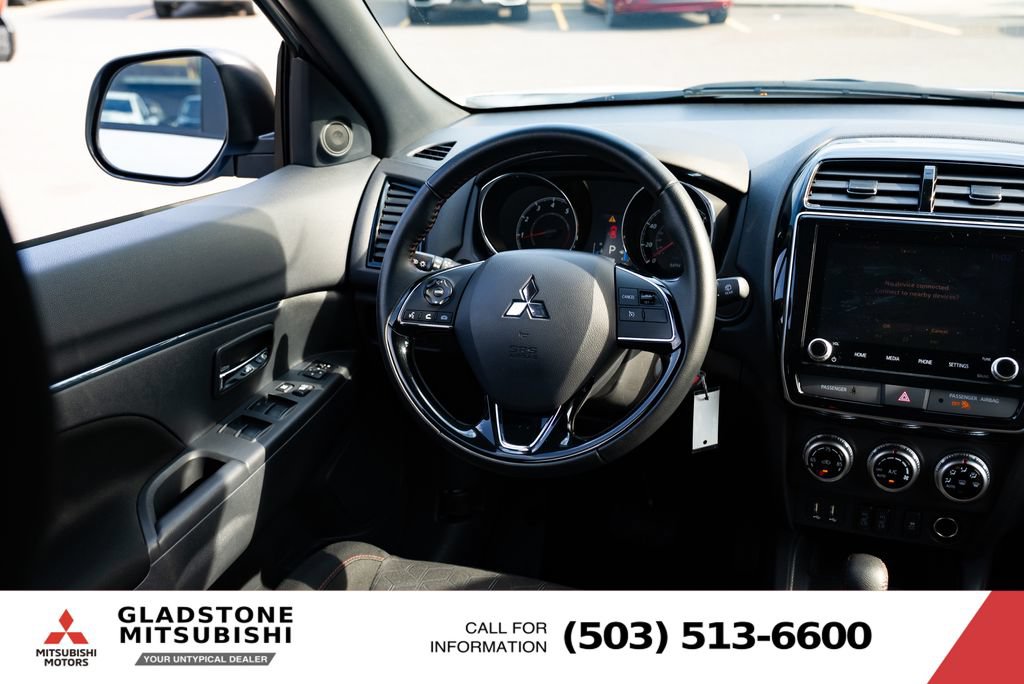 Used 2025 Mitsubishi Outlander Sport AWD image 10
