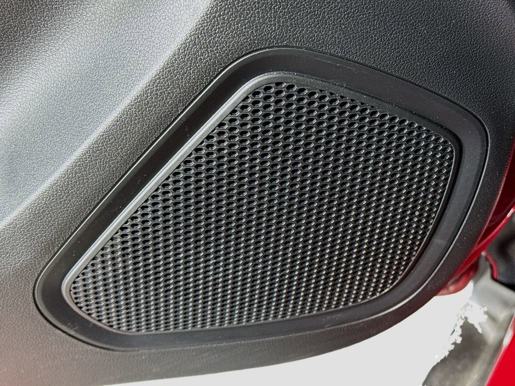 Used 2023 Hyundai Venue Limited image 19