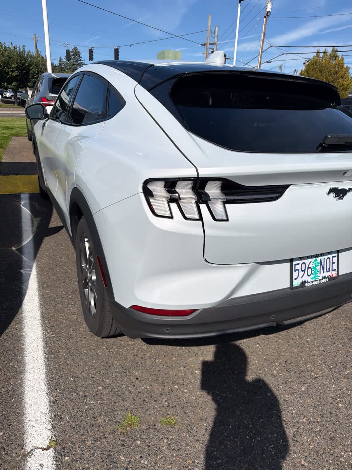 Used 2022 Ford Mustang Mach-E Select AWD/4WD image 9