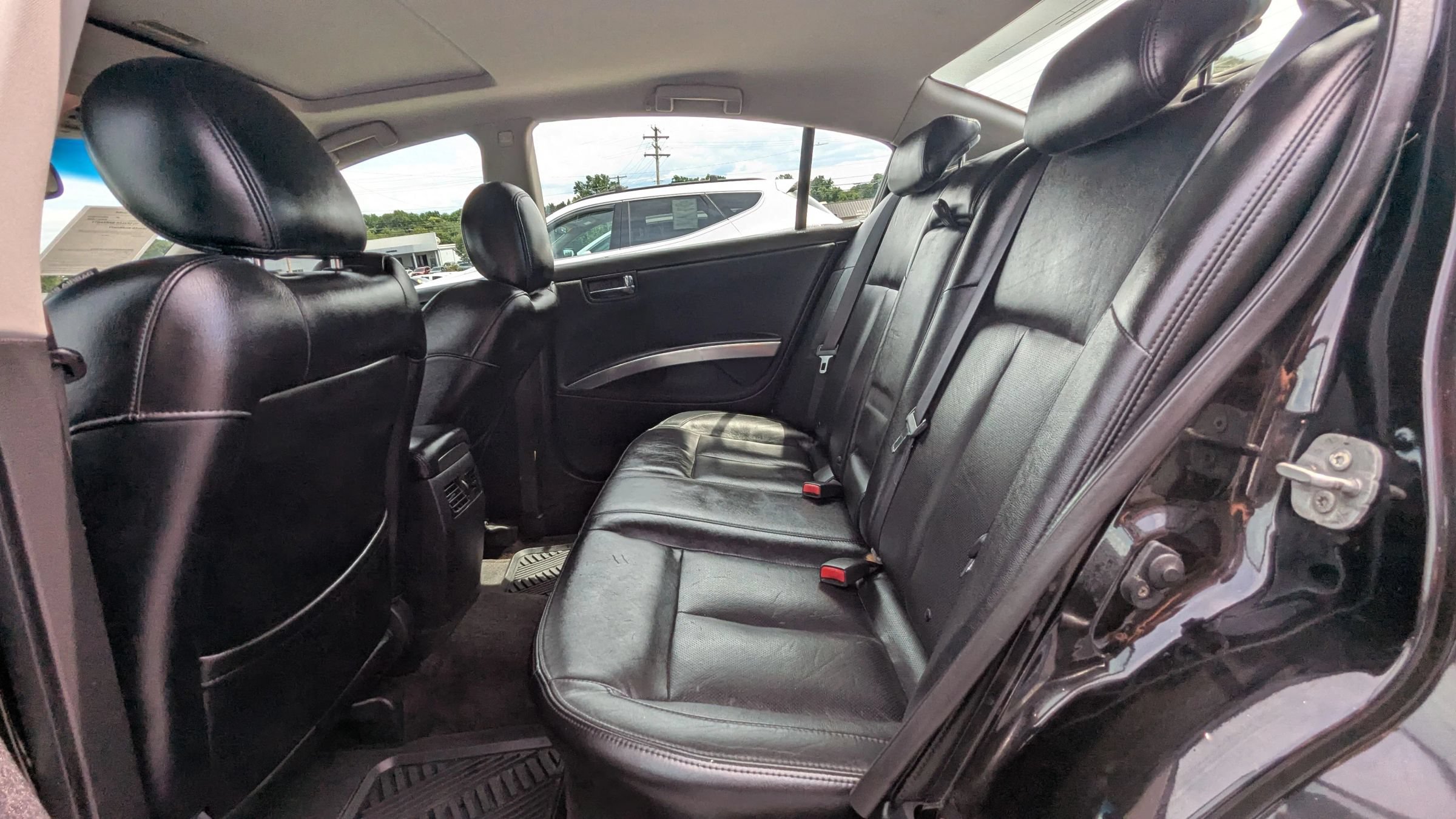 Used 2007 Nissan Maxima 3.5 SE w/ Driver Preferred Pkg FWD image 12