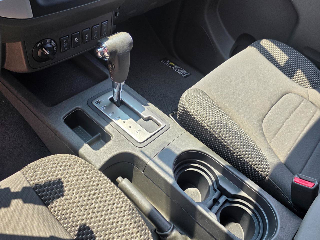 Used 2019 Nissan Frontier PRO-4X AWD/4WD image 8