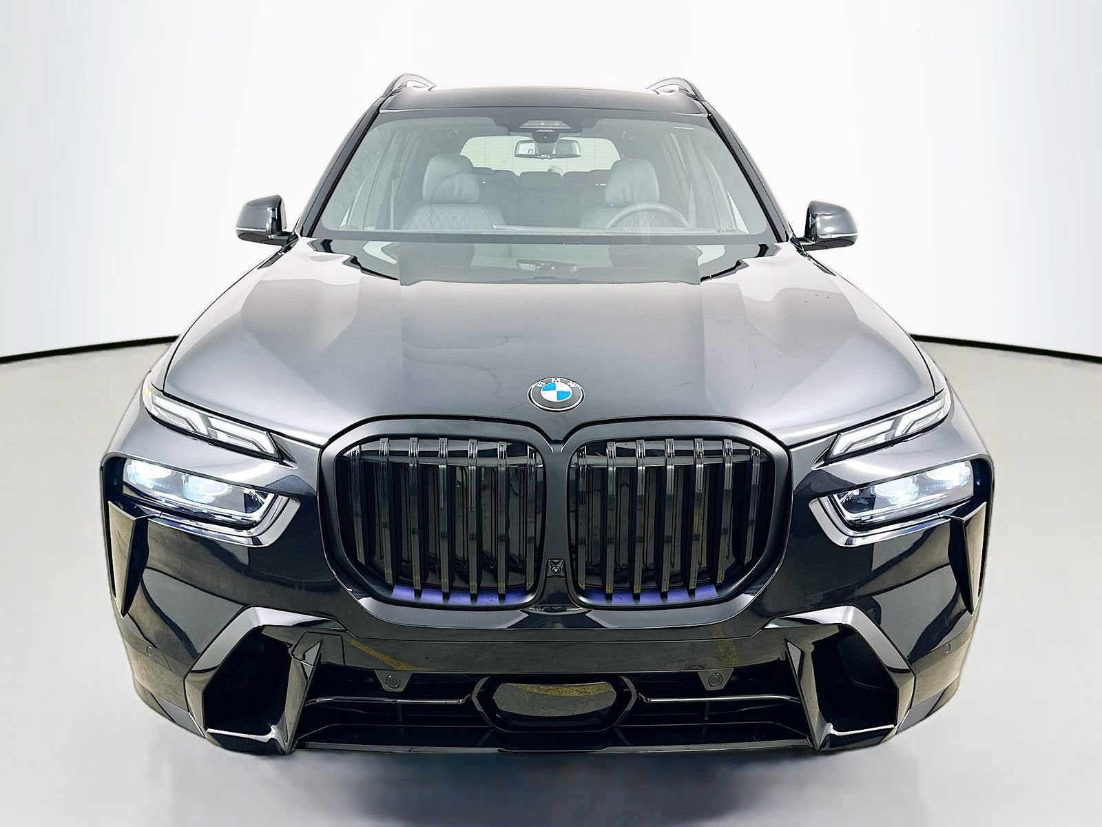 New 2027 BMW X7 xDrive40i w/ Executive Package AWD/4WD image 2