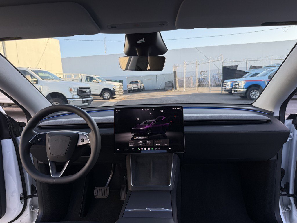 Used 2026 Tesla Model Y Long Range RWD image 13