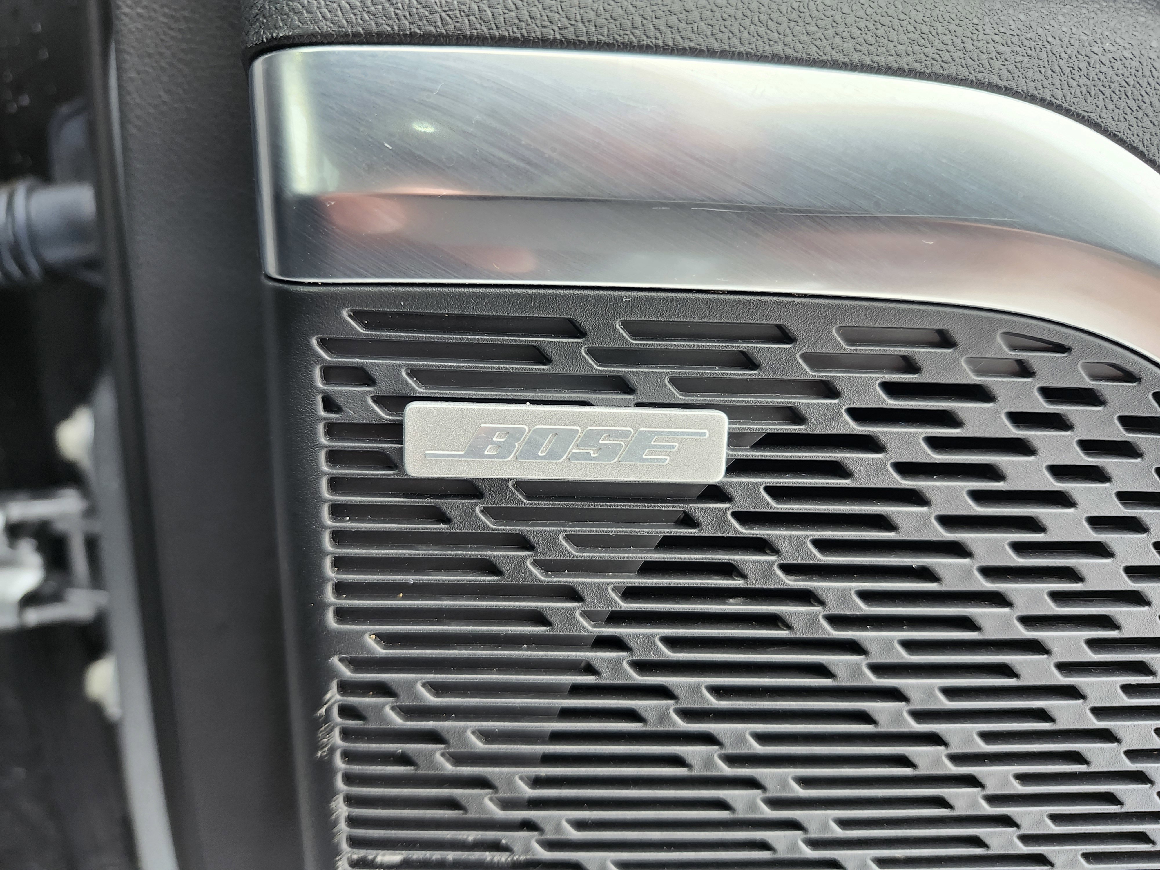 Used 2025 Buick Enclave Sport Touring image 19
