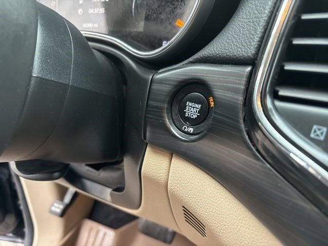 Used 2022 Jeep Grand Cherokee Laredo E w/ Security & Convenience Group AWD/4WD image 20