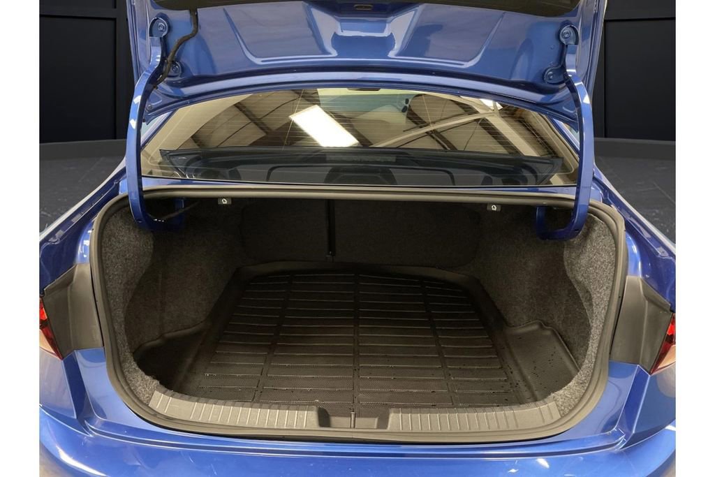 Used 2024 Volkswagen Jetta GLI 40th Anniversary Edition image 13