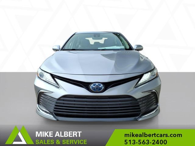 Used 2023 Toyota Camry XLE image 2