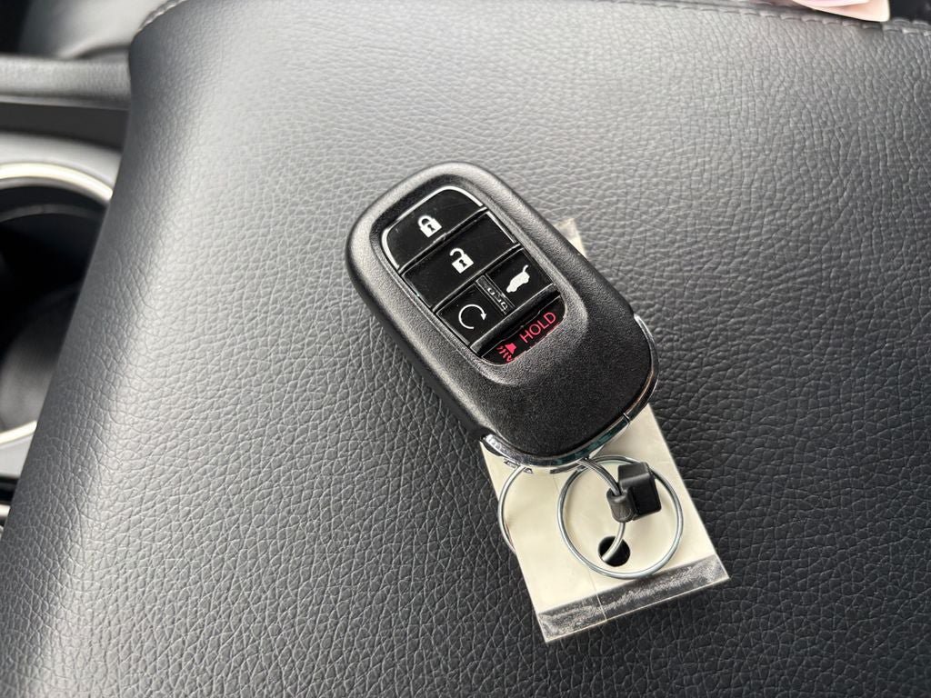 Used 2023 Honda Pilot Touring image 33