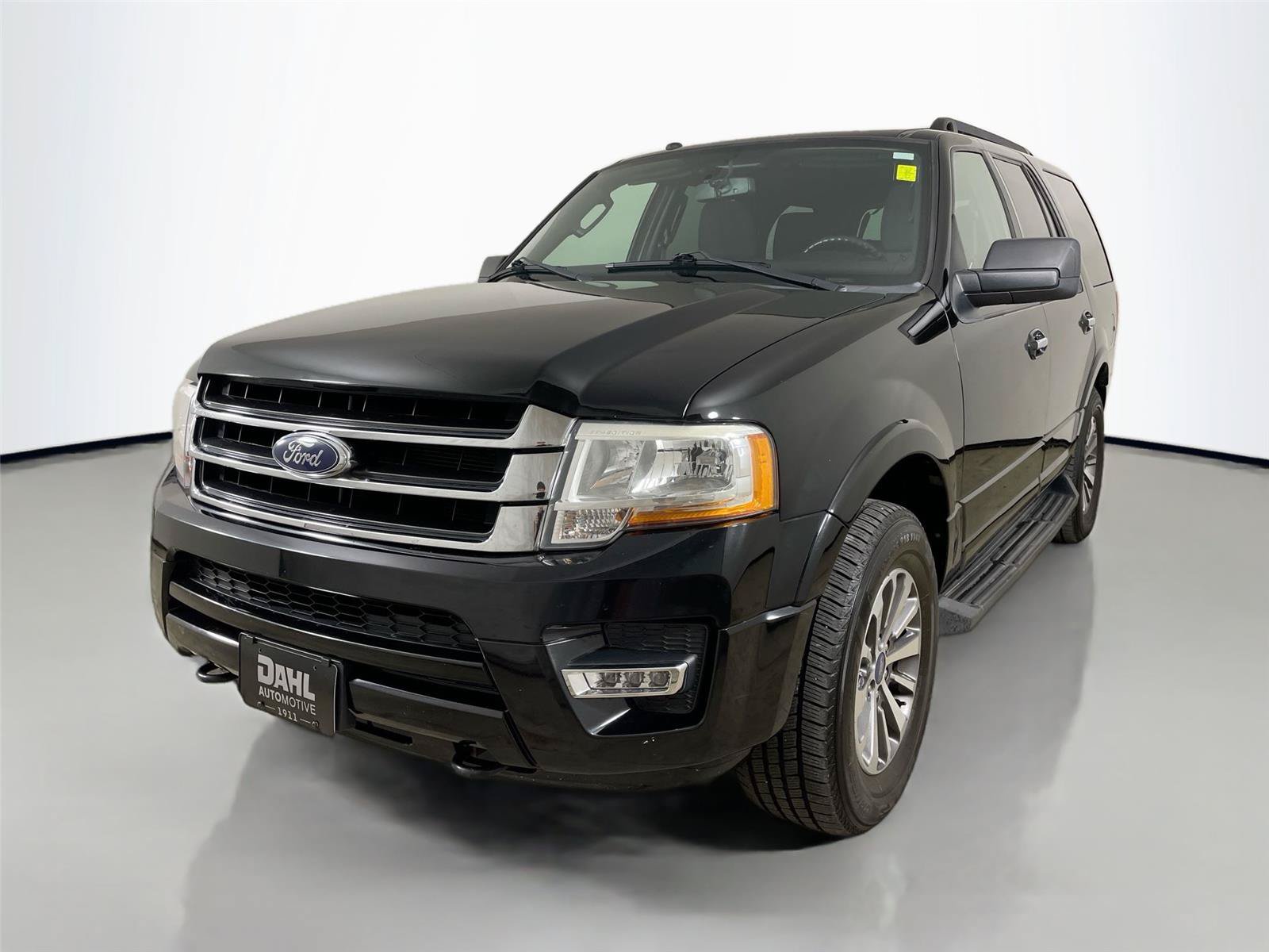 Used 2017 Ford Expedition XLT AWD/4WD image 4