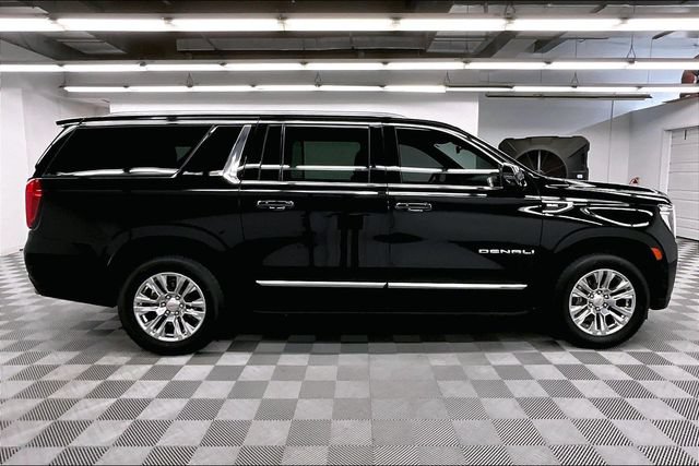 Used 2024 GMC Yukon XL Denali AWD/4WD image 15