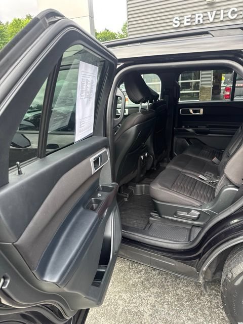 Used 2020 Ford Explorer XLT w/ Class III Trailer Tow Package AWD/4WD image 21
