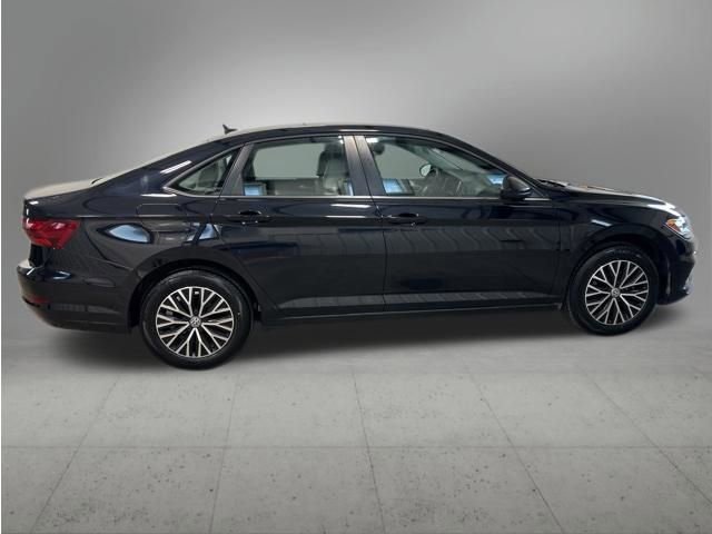 Used 2021 Volkswagen Jetta SE FWD image 6