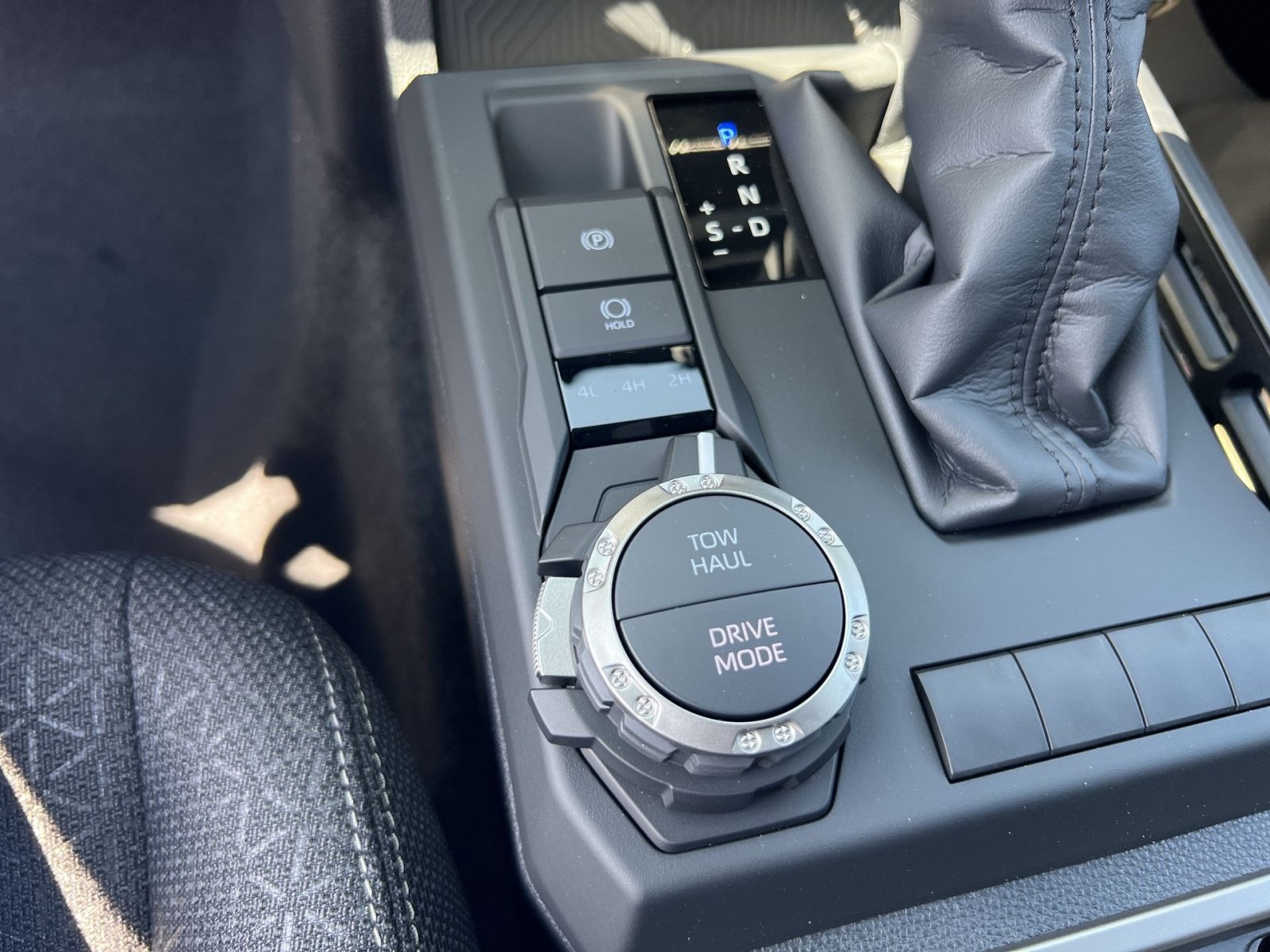 New 2026 Toyota 4Runner SR5 AWD/4WD image 24
