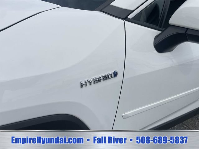 Used 2021 Toyota RAV4 XLE w/ Protection Package (TMS) AWD/4WD image 13
