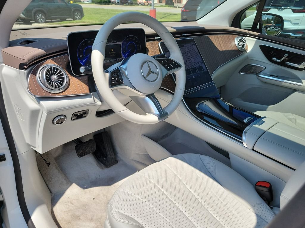 Used 2023 Mercedes-Benz EQE 350+ SUV image 22