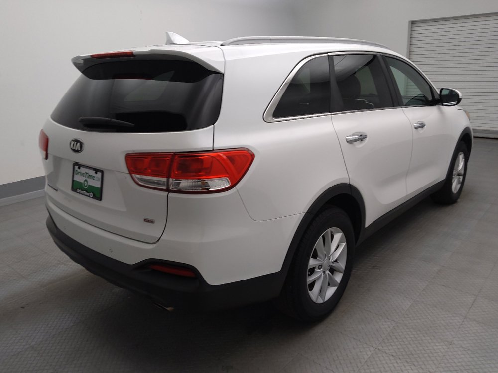 Used 2018 Kia Sorento FWD image 9