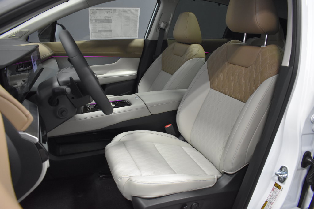 New 2026 Nissan Murano Platinum w/ Cargo Package AWD/4WD image 5