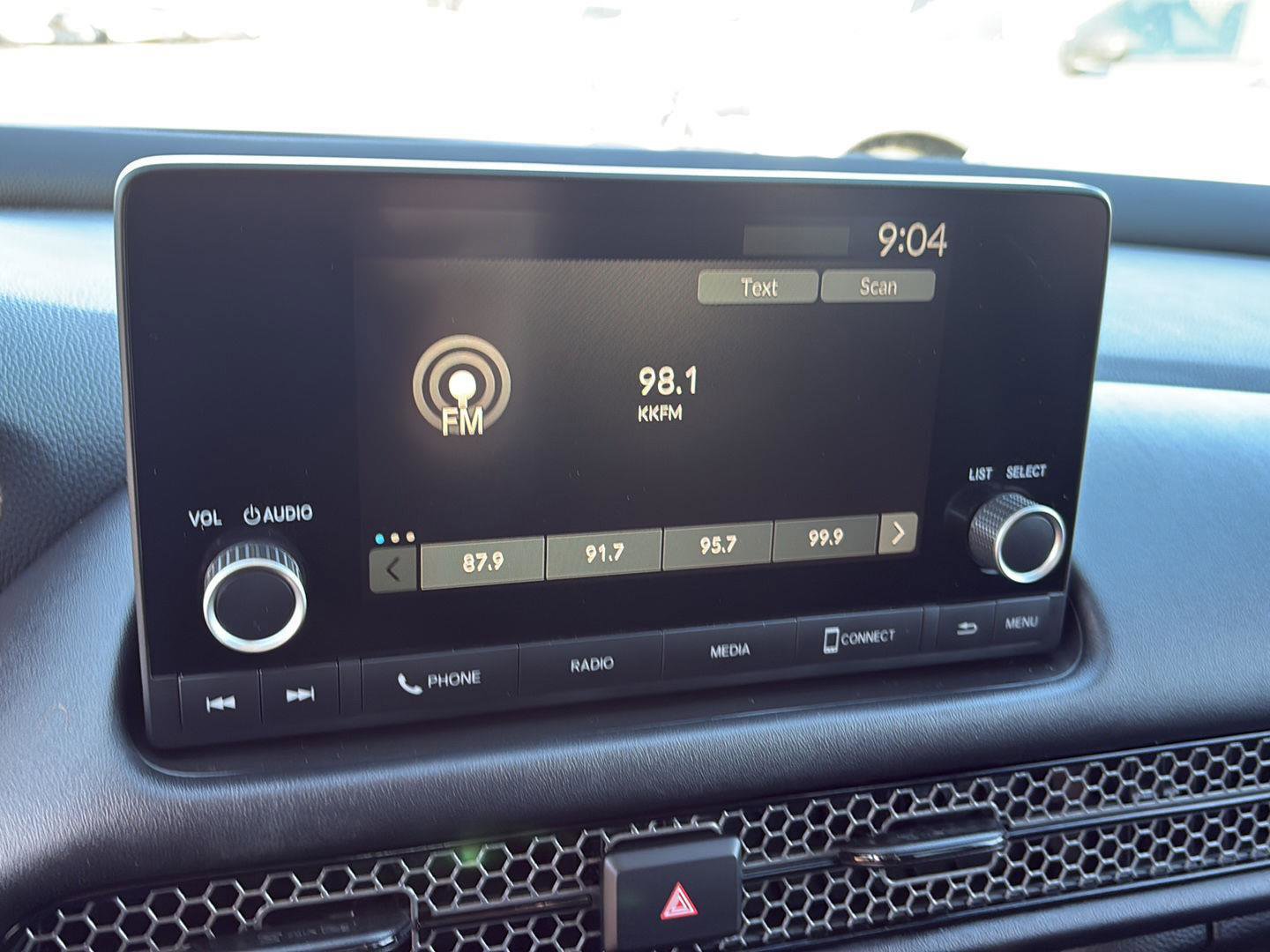 Certified 2025 Honda HR-V Sport image 11