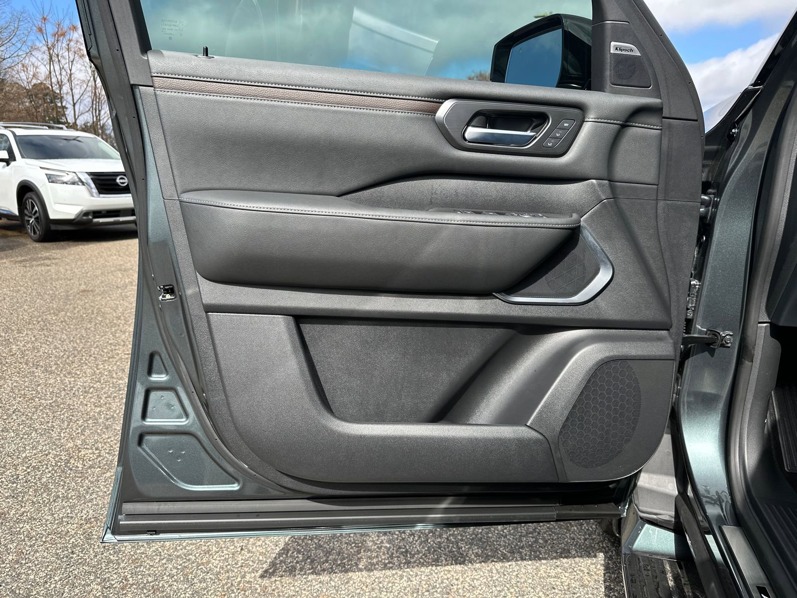 New 2026 Nissan Armada Platinum Reserve image 10