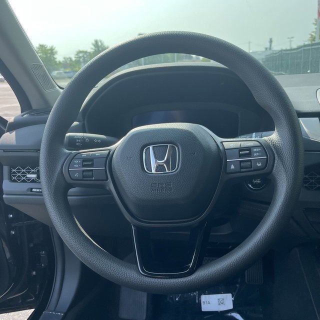 Used 2023 Honda Accord EX image 10
