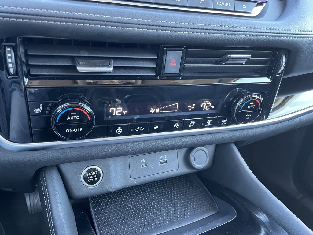 Used 2023 Nissan Rogue SL image 18