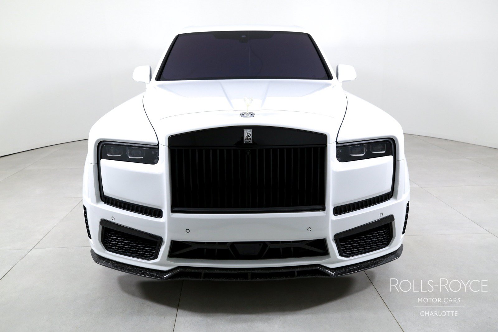 Used 2025 Rolls-Royce Cullinan AWD/4WD image 7