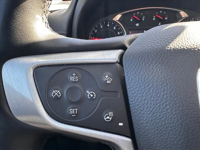 Used 2024 GMC Terrain SLT image 27