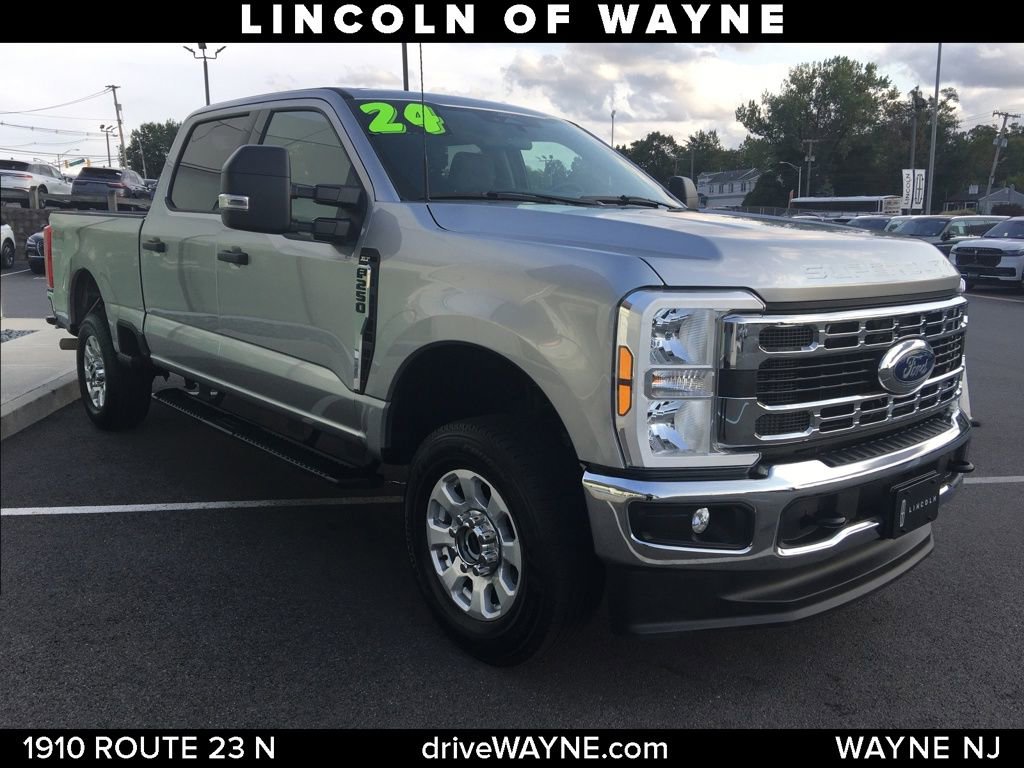 Used 2024 Ford F250 XLT w/ Snow Plow Prep Package image 9