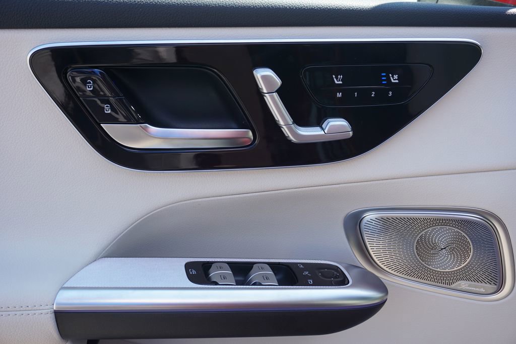New 2026 Mercedes-Benz GLC 350e 4MATIC image 23