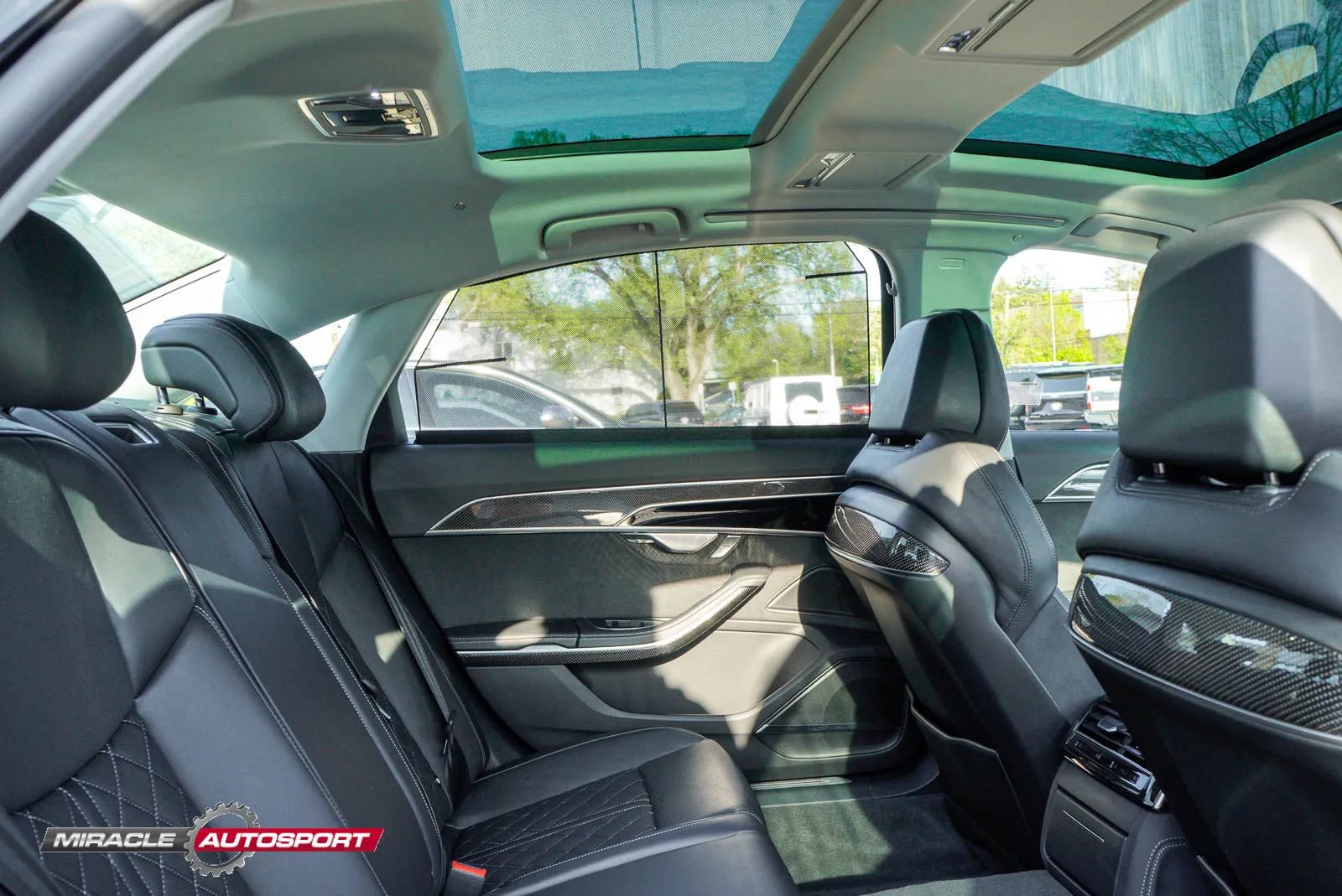 Used 2022 Audi S8 w/ S8 Executive Package AWD/4WD image 39
