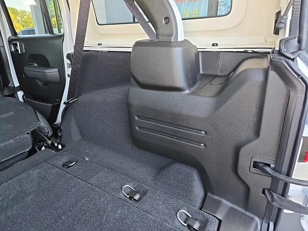 New 2025 Jeep Wrangler Unlimited Rubicon image 96