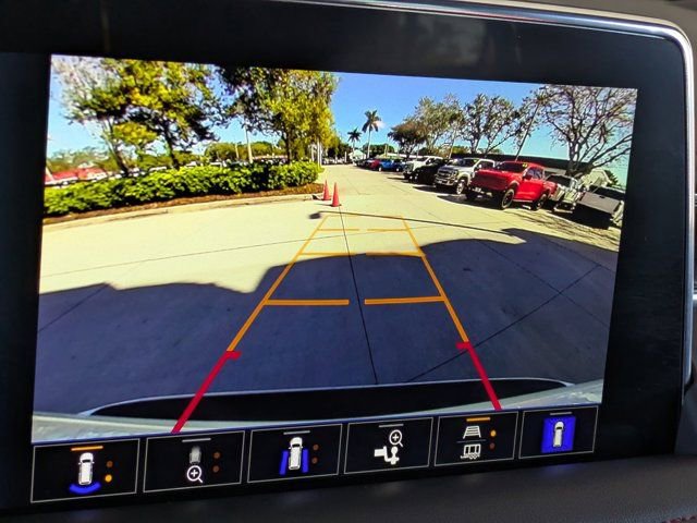 Used 2023 Chevrolet Suburban RST w/ Luxury Package image 31