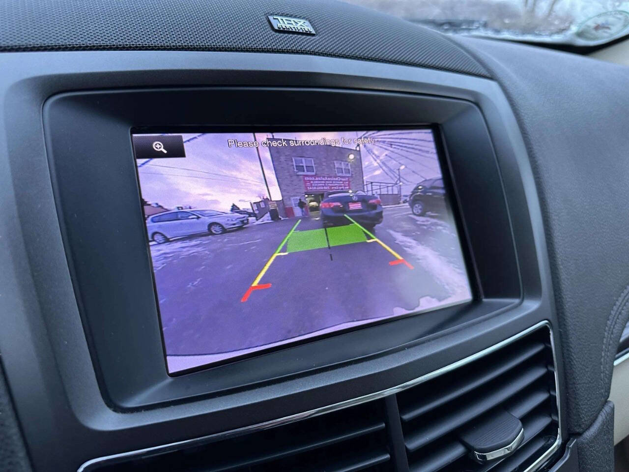 Used 2013 Lincoln MKT AWD image 36